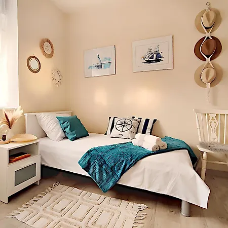 Silvermoon Apartment